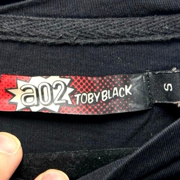 A02 Toby Black Jumbo King of Monsters Embellished Graphic T-Shirt Size Small - Picture 7 of 7